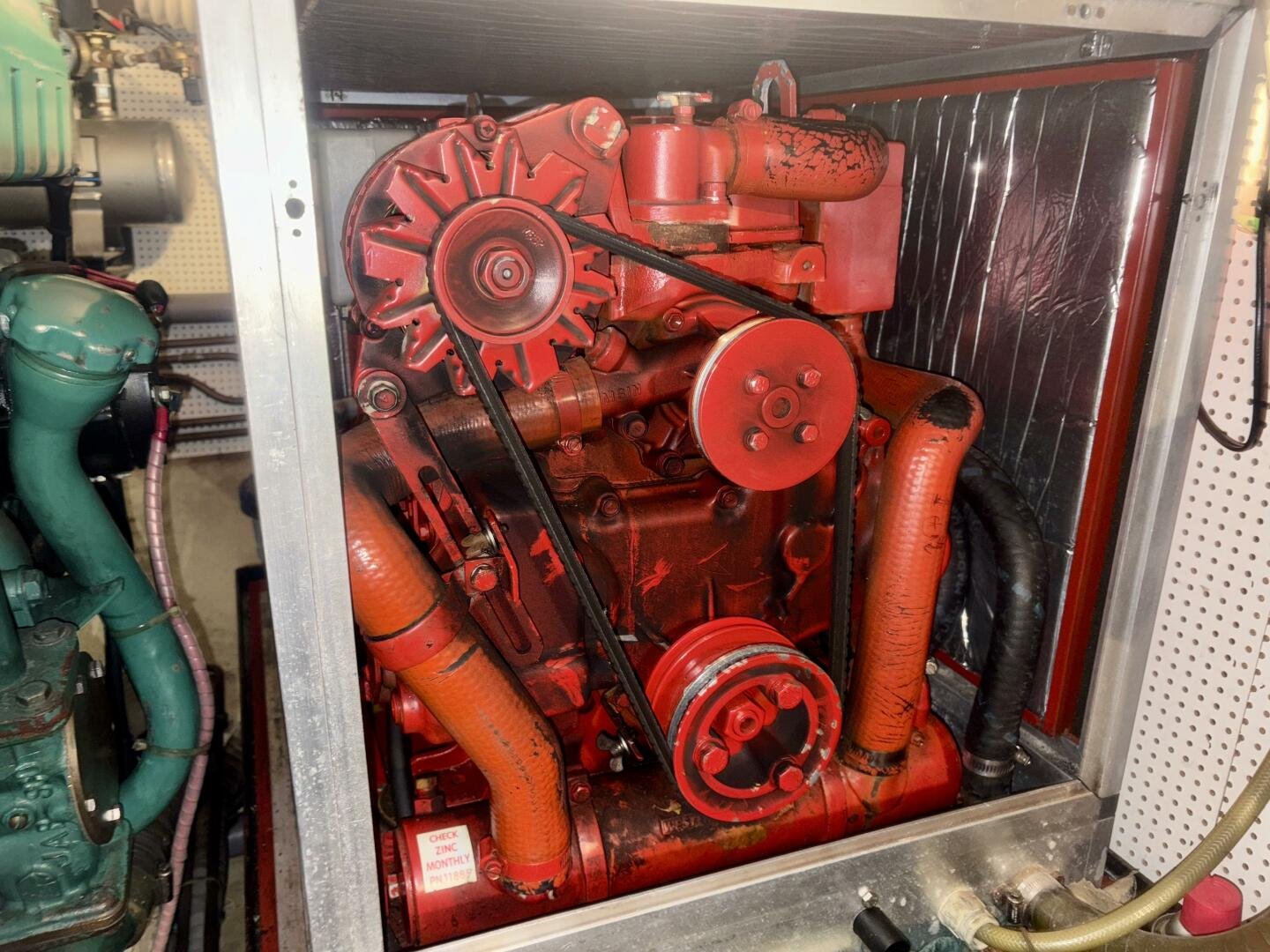 1990 Neptunus 145 Aft Cabin