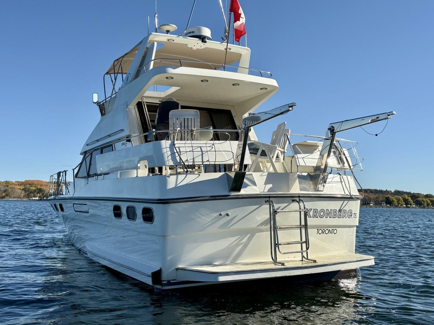 1990 Neptunus 145 Aft Cabin