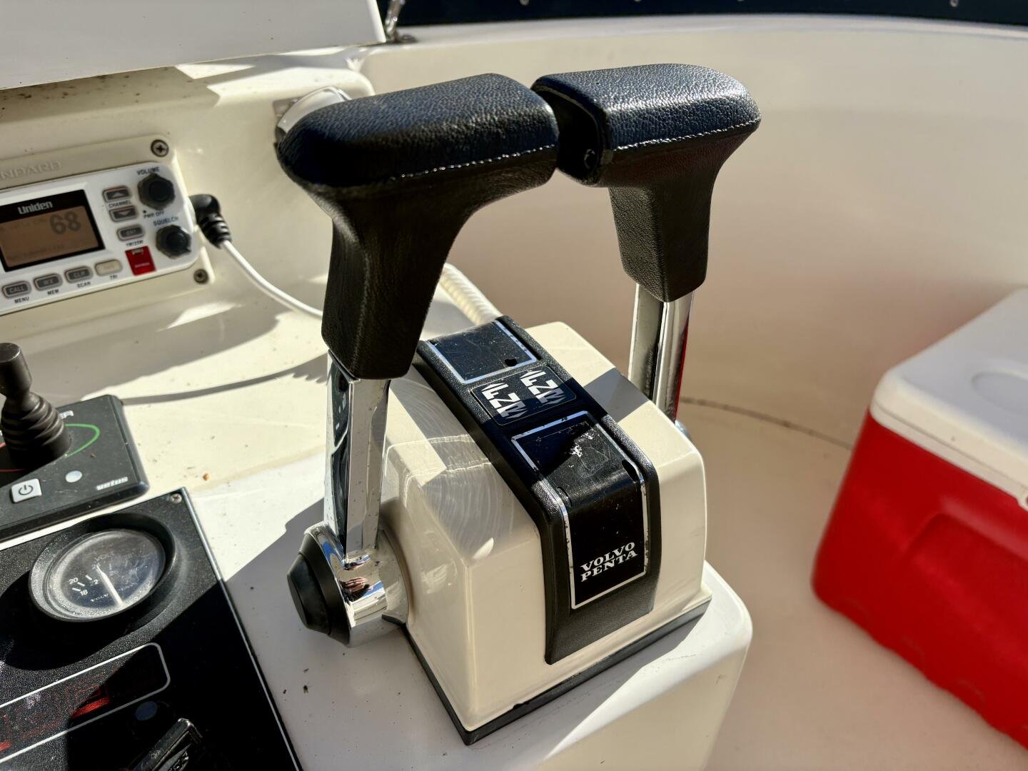 1990 Neptunus 145 Aft Cabin