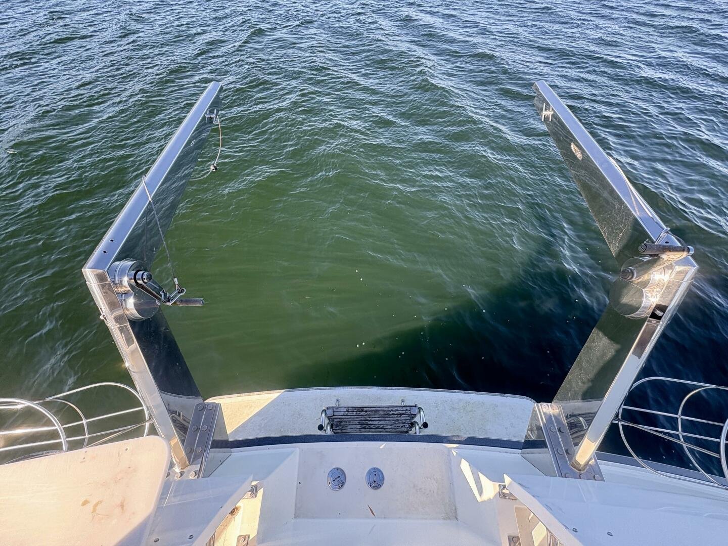 1990 Neptunus 145 Aft Cabin