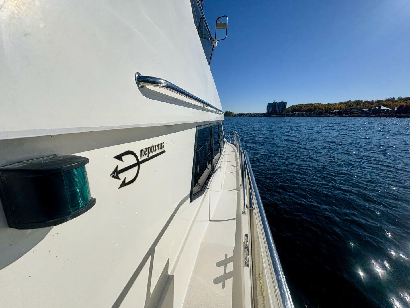 1990 Neptunus 145 Aft Cabin