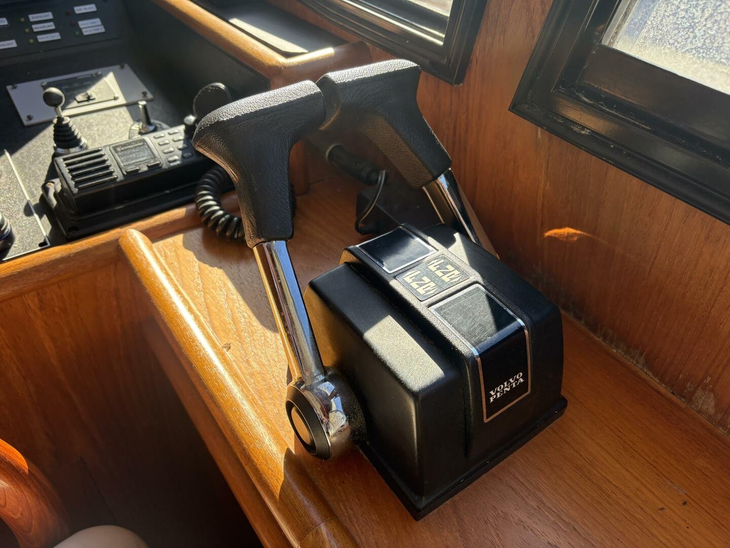 1990 Neptunus 145 Aft Cabin