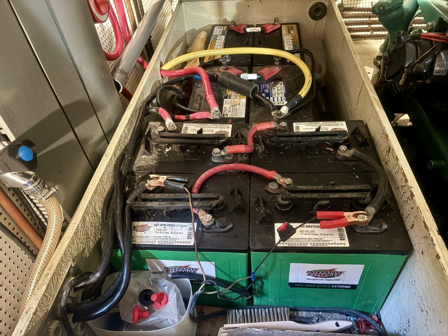 1990 Neptunus 145 Aft Cabin