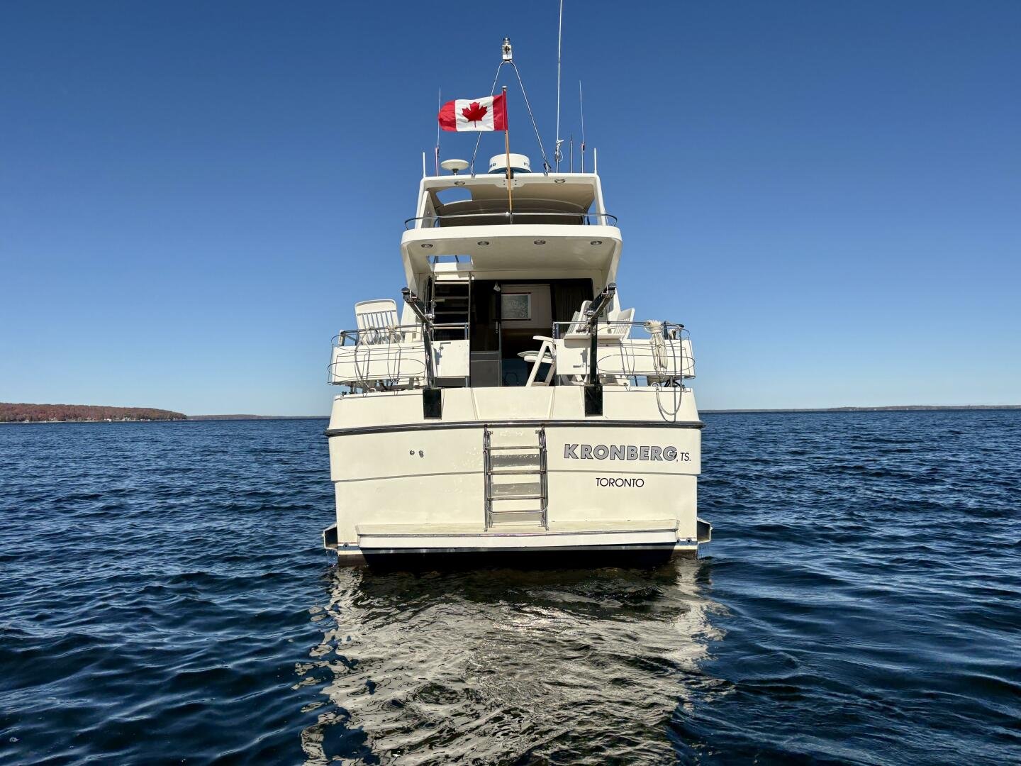 1990 Neptunus 145 Aft Cabin