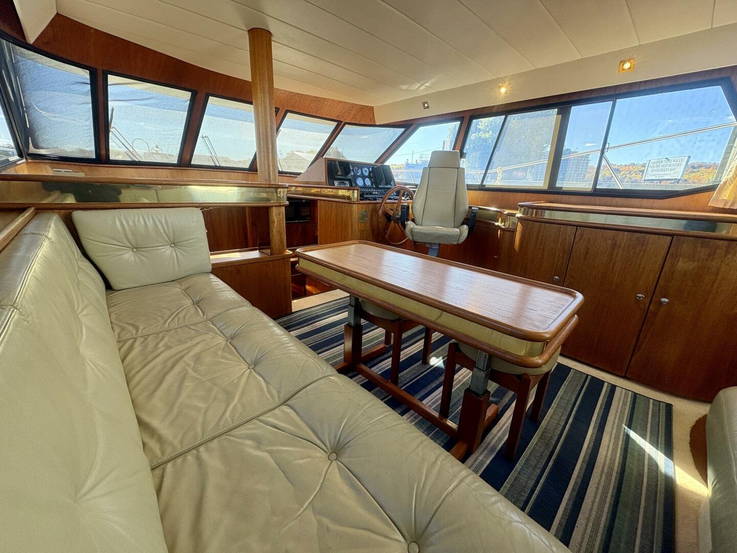 1990 Neptunus 145 Aft Cabin