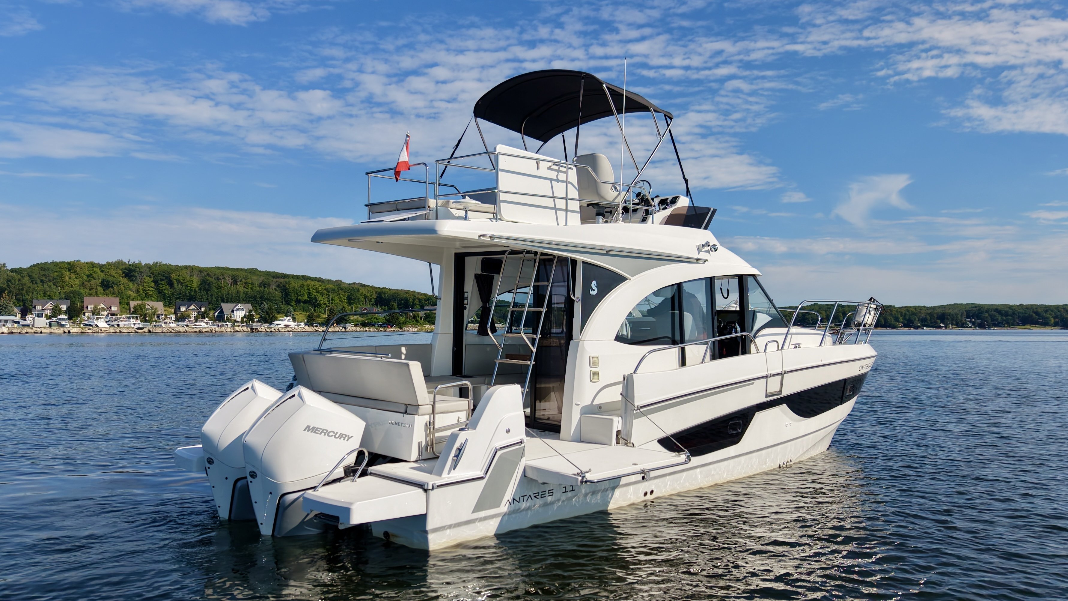 2022 Beneteau Antares 11 Fly